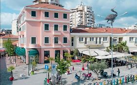 City Center Apartament, Pazari Ri